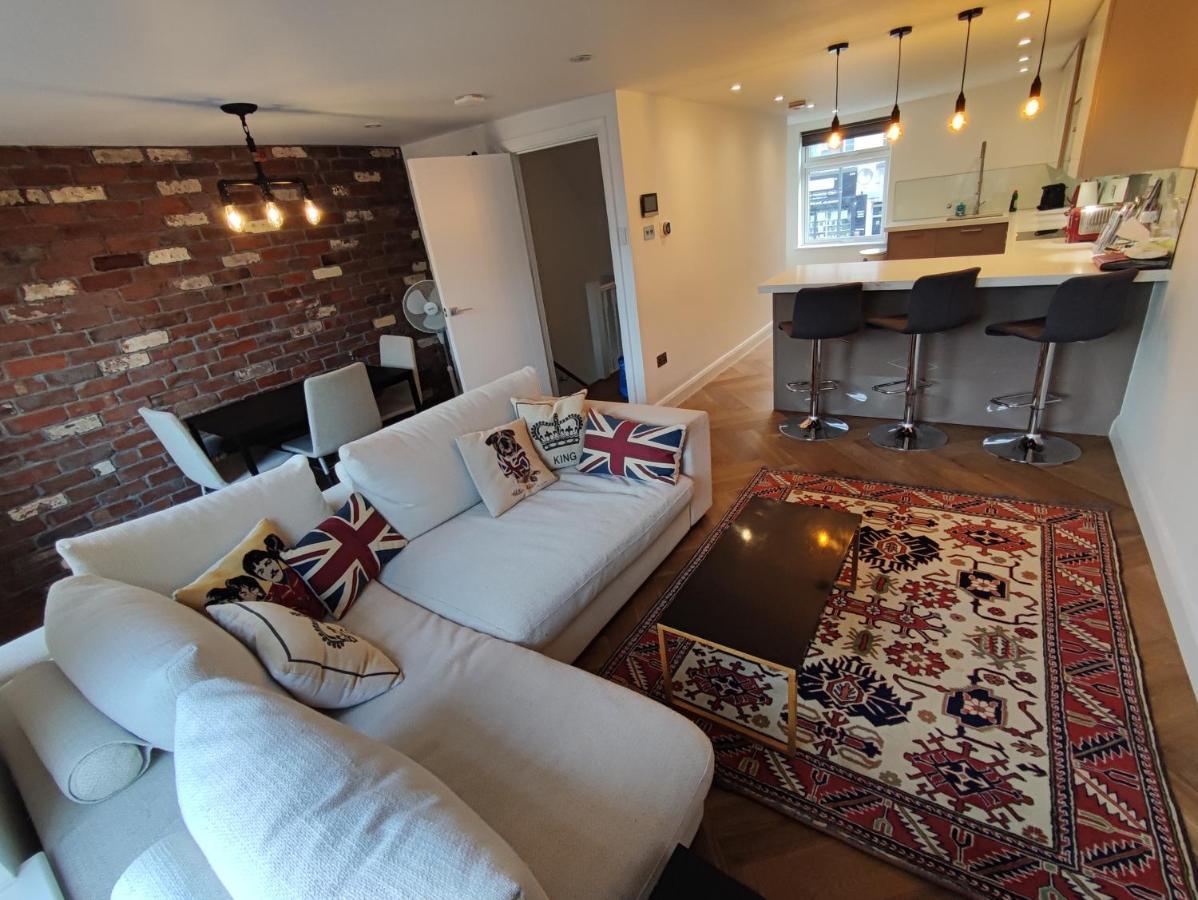 Modern 2 Bedroom Flat With Private Outdoor Terrace London Eksteriør bilde